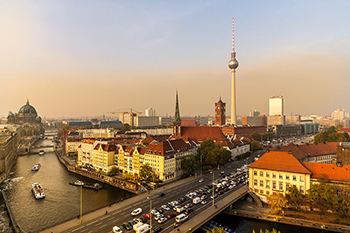 Berlin Fernsehturm Sonnenuntergang, Berlin  TV-Tower at sunset