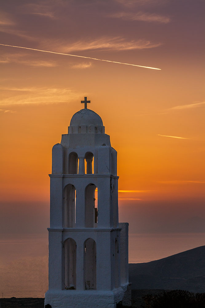 Glockenturm am Meer bei Sonnenuntergang - Belfry at the sea at sunset