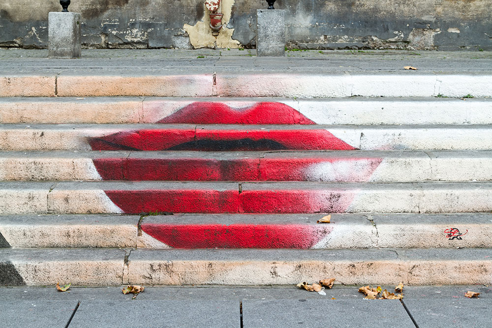 Paris Graffiti Treppe Kuss Lippen, Paris Graffiti Stairs Kiss Lipps